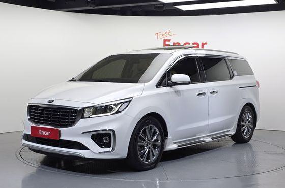 Kia Carnival 9-Seater Prstige — пробег 132 668 км — фото 1 из 5