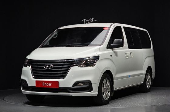 Hyundai Starex Wagon 11-Seater Smart — пробег 130 588 км — фото 1 из 5