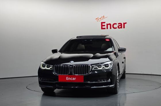BMW 7-Series 750Li xDrive Luxury — пробег 92 628 км — фото 3 из 5