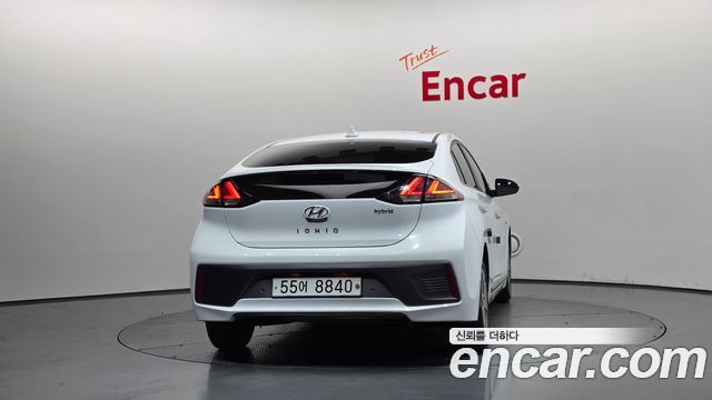 Hyundai Ioniq из Кореи Encar
