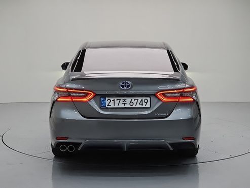 Toyota Camry 2.5 XSE Hybrid — пробег 82 847 км — фото 3 из 5