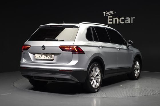 Volkswagen Tiguan 2.0 TDI Premium — пробег 167 695 км — фото 2 из 5