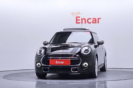 Mini Cooper Kings Load Edition — пробег 60 481 км — фото 3 из 5