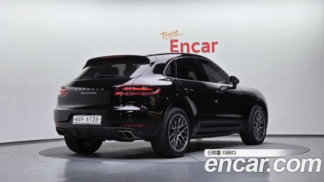 Porsche Macan из Кореи Encar