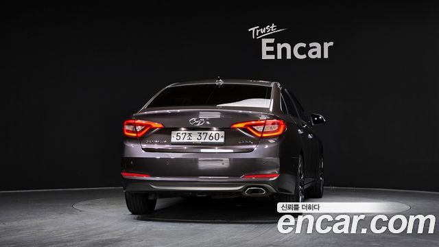 Hyundai Sonata 2.0 Premium — пробег 138 284 км — фото 4 из 5