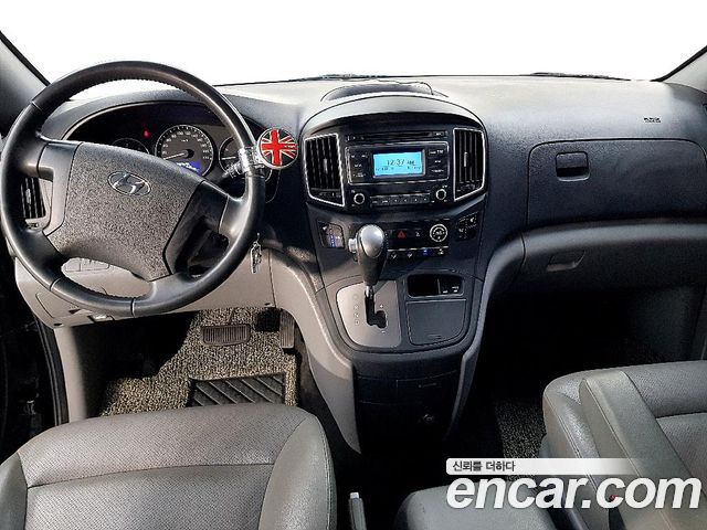 Hyundai Starex Urban 9-Seater Premium — пробег 76 300 км — фото 5 из 5