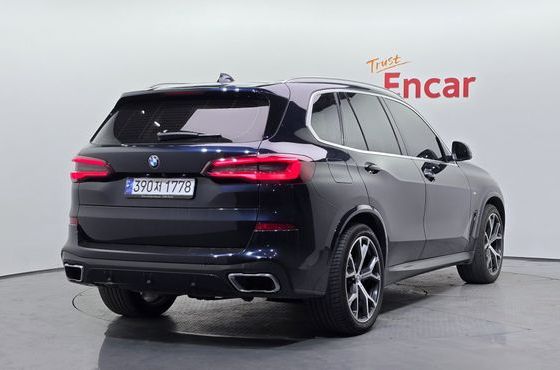 BMW X5 xDrive 30d M Sport — пробег 98 336 км — фото 2 из 5