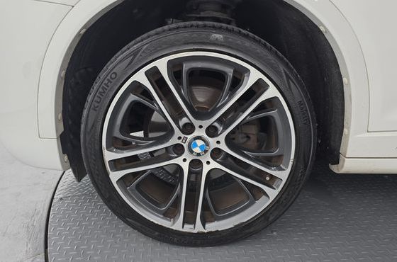 BMW X4 xDrive20d M Sport — пробег 95 411 км — фото 5 из 5