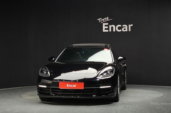 Porsche Panamera 3.0 AWD — пробег 129 760 км — фото 3 из 5