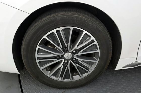 Hyundai Grandeur Premium — пробег 286 931 км — фото 5 из 5