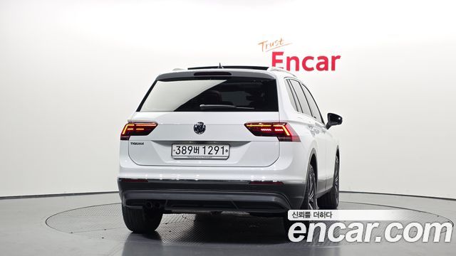 Volkswagen Tiguan 2.0 TDI Prestige — пробег 25 045 км — фото 4 из 5