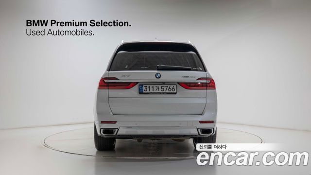 BMW X7 xDrive 40d Design Pure Excellence 6-Seater — пробег 92 606 км — фото 4 из 5