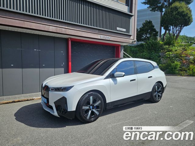 BMW iX из Кореи Encar