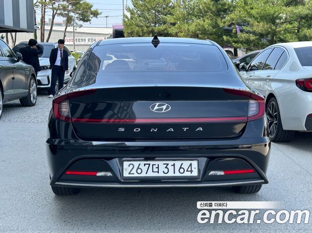 Hyundai Sonata 2.0 Premium — пробег 157 862 км — фото 4 из 5