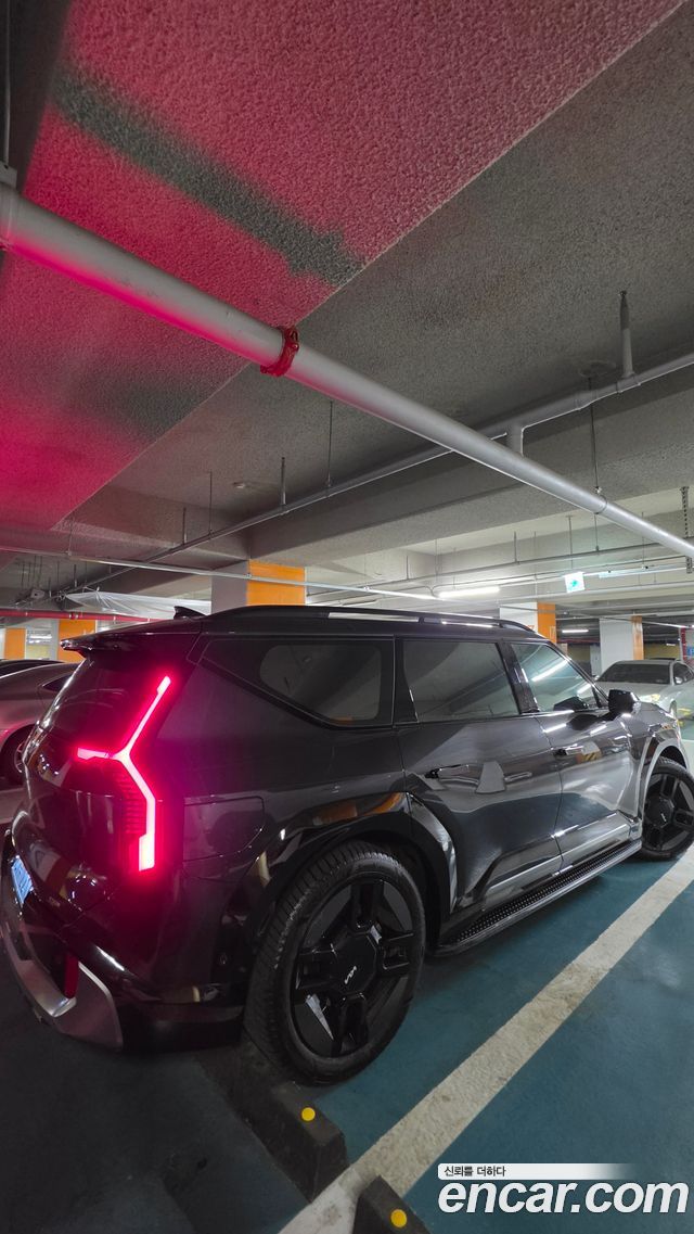 Kia EV9 из Кореи Encar