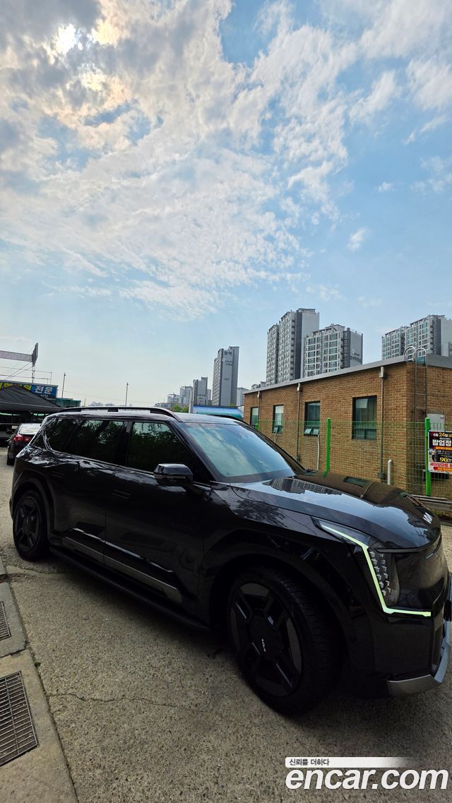 Kia EV9 из Кореи Encar