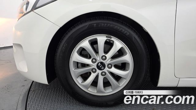 Kia K3 из Кореи Encar