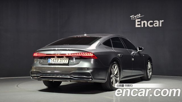 Audi A7 55 TFSI Quattro Premium — пробег 75 023 км — фото 2 из 5