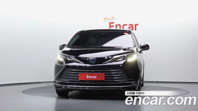 Toyota Sienna 2.5 Hybrid AWD — пробег 94 356 км — фото 3 из 5