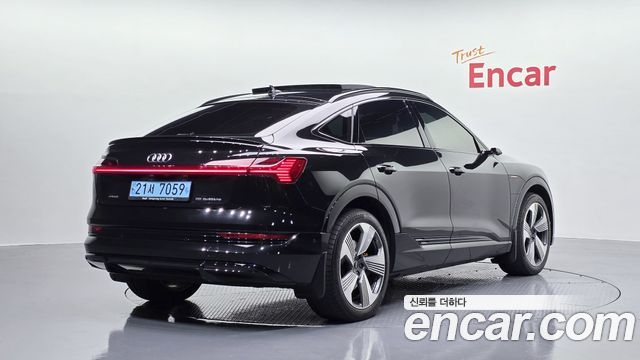 Audi e-tron из Кореи Encar