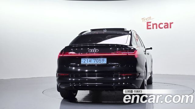 Audi e-tron из Кореи Encar