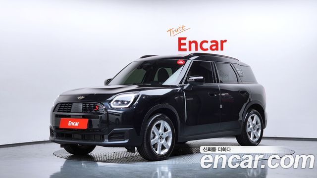 Mini Countryman ALL4 Classic — пробег 1 956 км — фото 1 из 5
