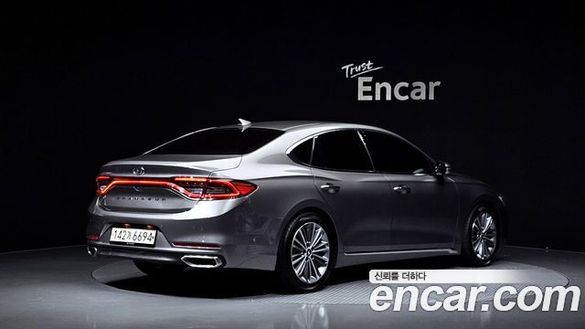 Hyundai Grandeur из Кореи Encar