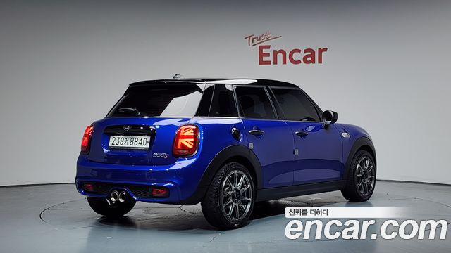 Mini Cooper из Кореи Encar