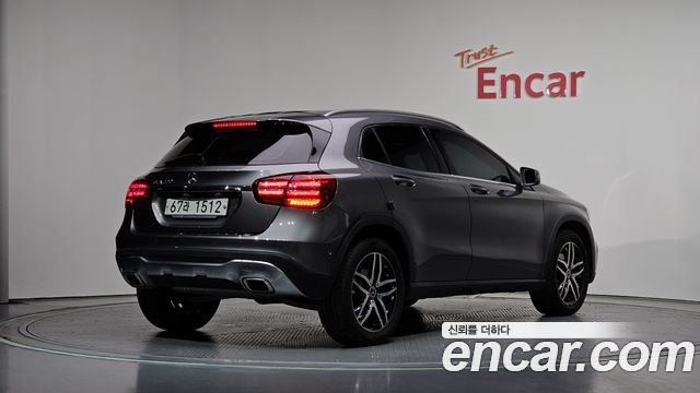 Mercedes-Benz GLA-Class GLA220 — пробег 88 067 км — фото 2 из 5