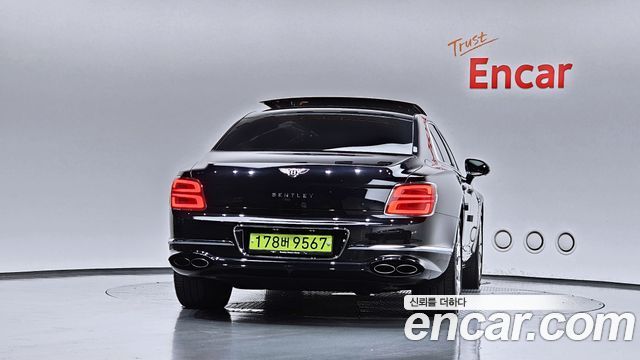 Bentley Flying Spur 4.0 — пробег 20 629 км — фото 4 из 5