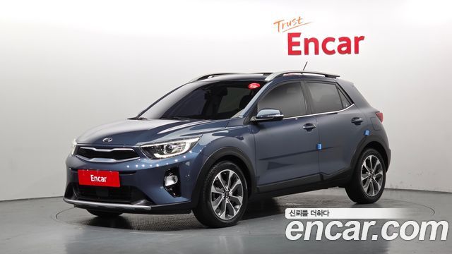 Kia Stonic из Кореи Encar