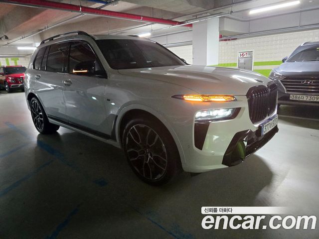 BMW X7 xDrive 40i M Sport 6STR — пробег 524 км — фото 2 из 5