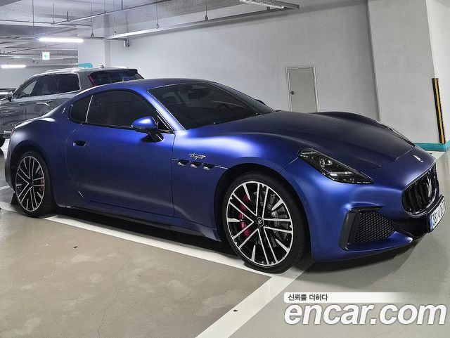 Maserati GranTurismo из Кореи Encar