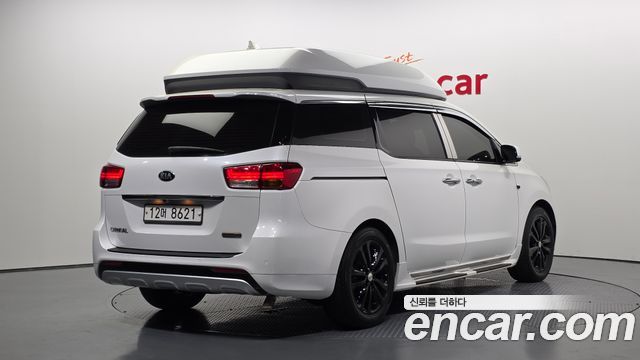 Kia Carnival 7-seater Hi-limousine VIP — пробег 123 089 км — фото 2 из 5