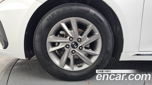 Kia K5 из Кореи Encar