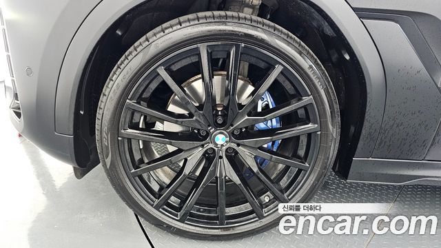 BMW X6 xDrive40i M Sport — пробег 40 917 км — фото 5 из 5