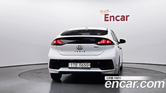 Hyundai Ioniq I — пробег 187 099 км — фото 4 из 5