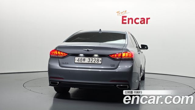 Hyundai Genesis из Кореи Encar