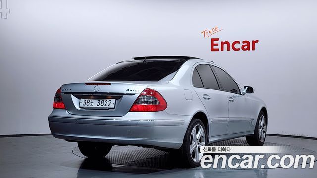 Mercedes-Benz E-Class из Кореи Encar
