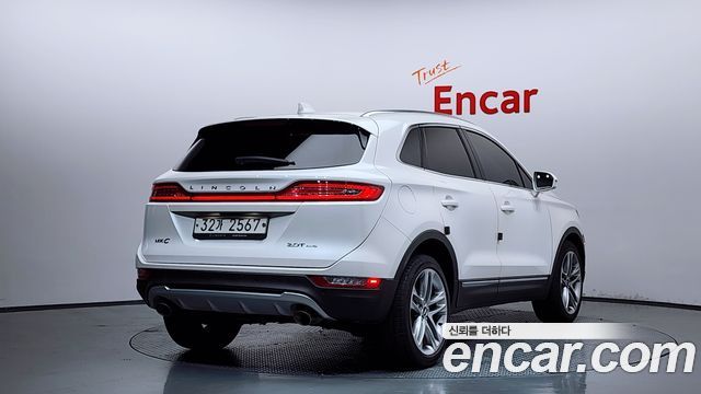 Lincoln MKC 2.0 AWD — пробег 57 744 км — фото 2 из 5
