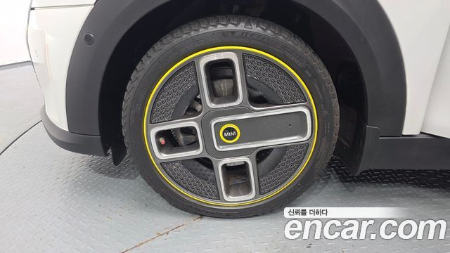 Mini Cooper SE Electric 3rd — пробег 38 548 км — фото 5 из 5