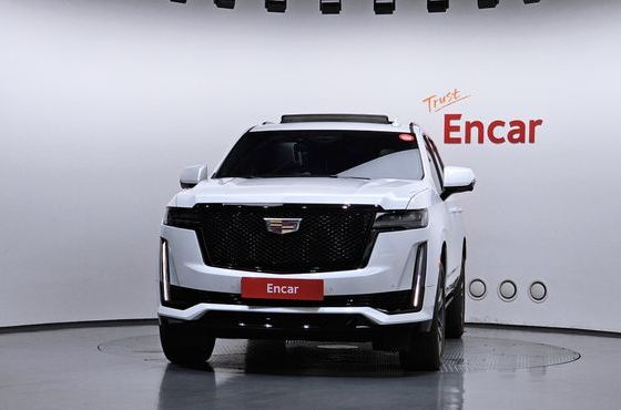 Cadillac Escalade 6.2 Sports Platinum — пробег 11 852 км — фото 3 из 5