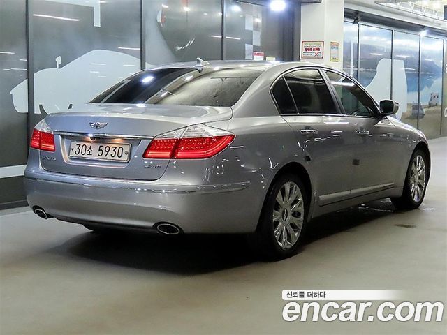 Hyundai Genesis из Кореи Encar