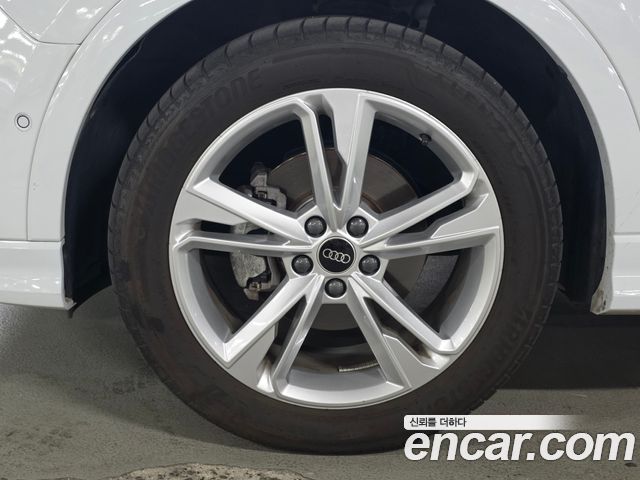 Audi Q3 из Кореи Encar