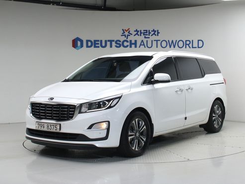 Kia Carnival 11-Seater Prestige — пробег 140 038 км — фото 1 из 5