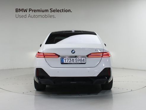 BMW 5-Series 523d M Sport — пробег 11 090 км — фото 4 из 5
