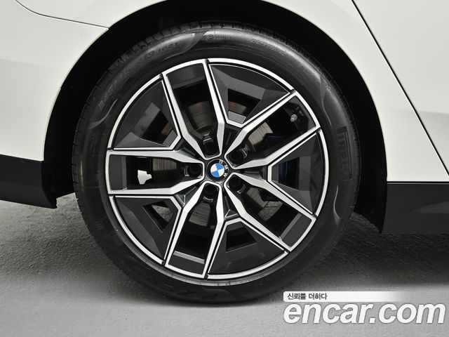 BMW 5-Series 523d M Sport — пробег 11 090 км — фото 5 из 5