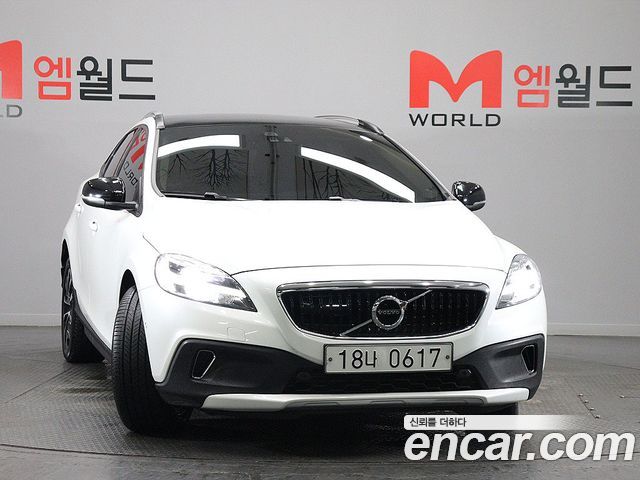 Volvo V40 из Кореи Encar