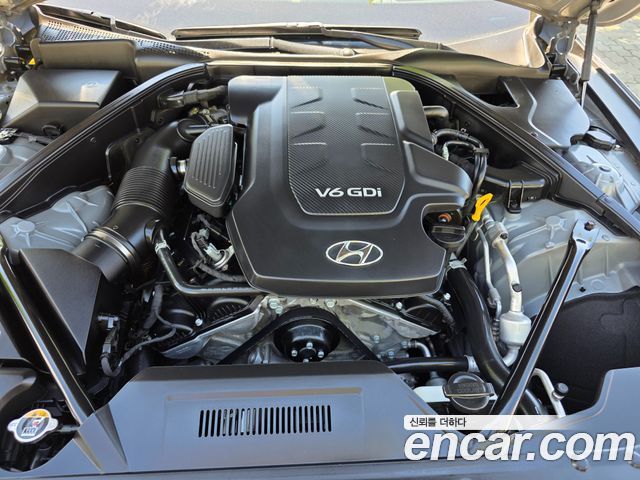 Hyundai Genesis из Кореи Encar