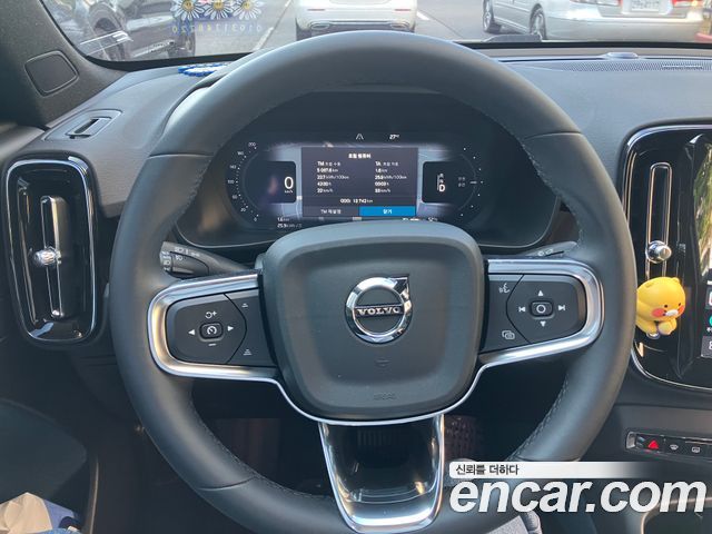Volvo C40 из Кореи Encar